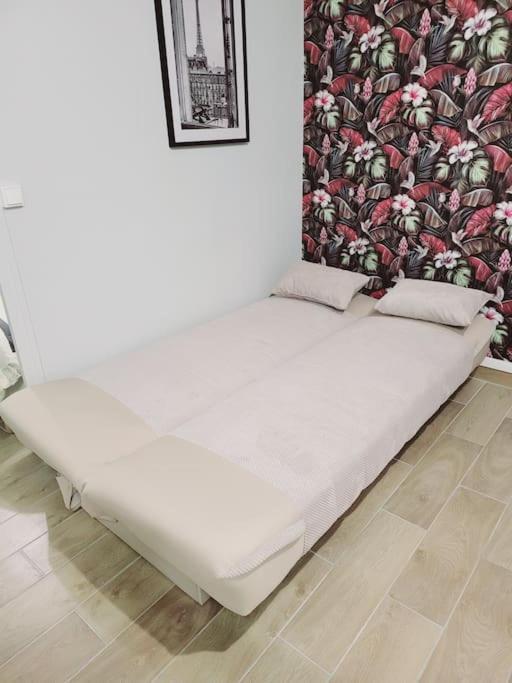 Family Flat Stade De France Airport Cdg Le Bourget "Appart'7" Pierrefitte-sur-Seine Buitenkant foto